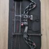 Right-Handed Bowtech Carbon Icon